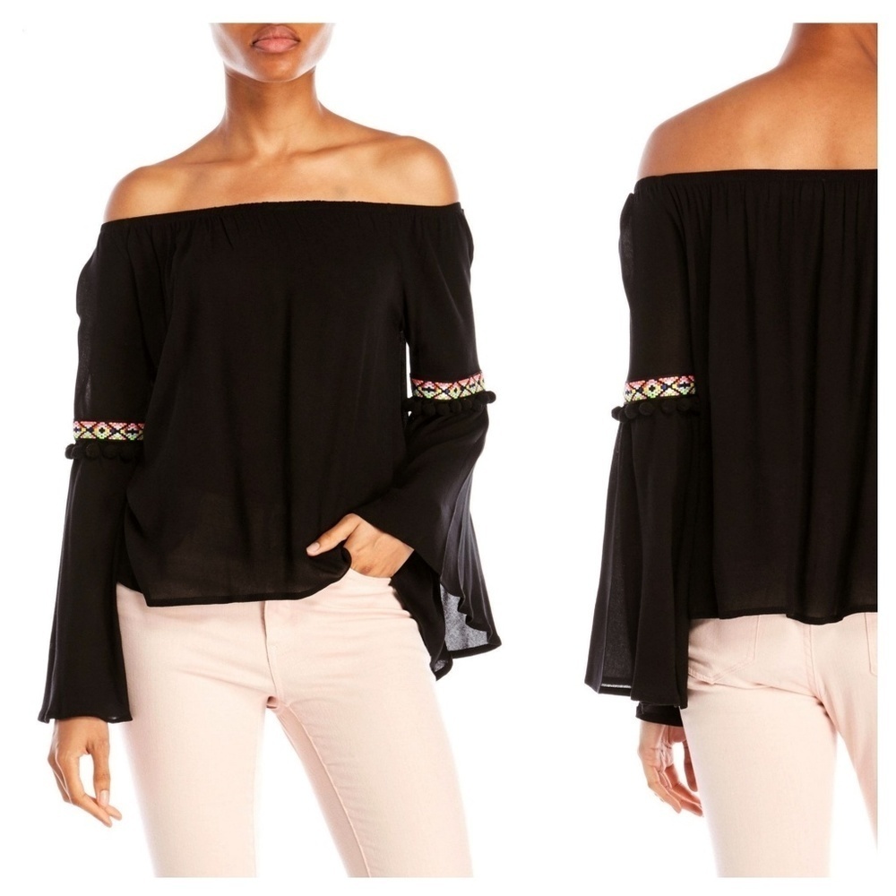 🎉 HOST PICK 🎉 Surf Gypsy Pom Pom Trim Cold Shoulder Top
